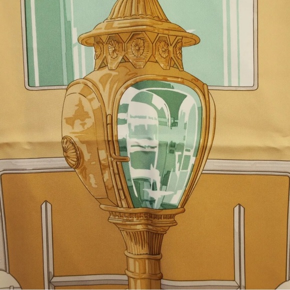 SOLD Authentic HERMES "Feux de Route" Silk Scarf Carre 90 - Picture 8 of 10